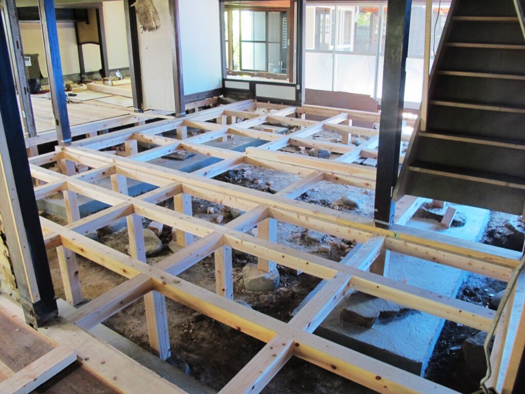 住宅の床下補強